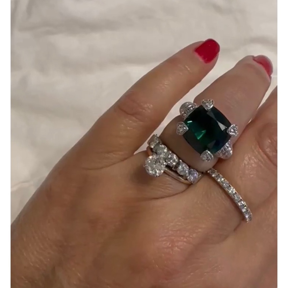 NWOT Judith Ripka beautiful green quartz sterling ring